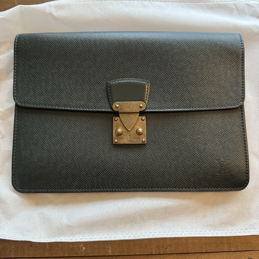 Louis Vuitton Green Taiga Leather Kourad Pochette Clutch Bag
